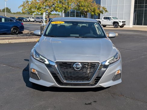 Used 2022 Nissan Altima 2.5 SV image 2