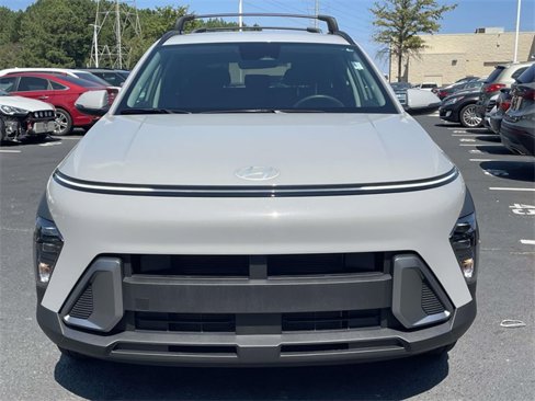 Certified 2025 Hyundai Kona SEL image 2