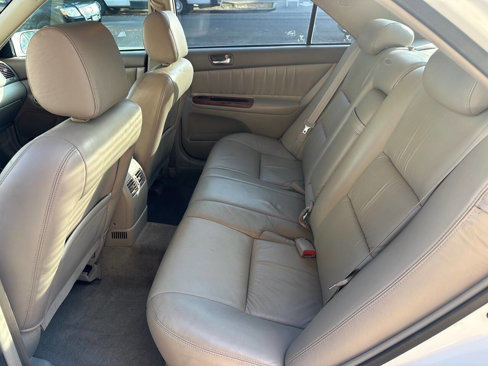 Used 2003 Toyota Camry XLE image 10