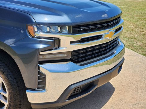 Used 2019 Chevrolet Silverado 1500 LT w/ Texas Edition image 13