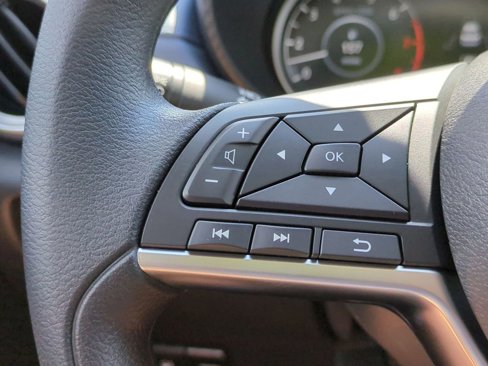 New 2025 Nissan Versa SV image 15
