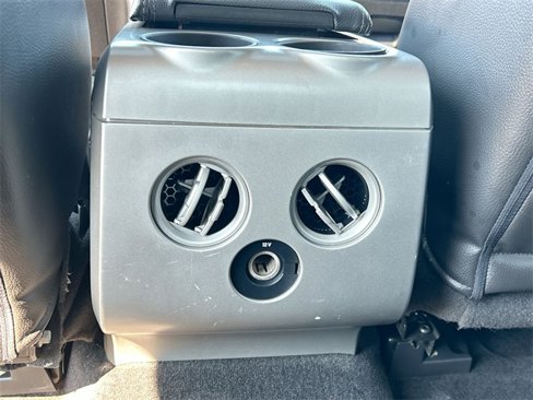 Used 2010 Ford F150 Lariat image 21