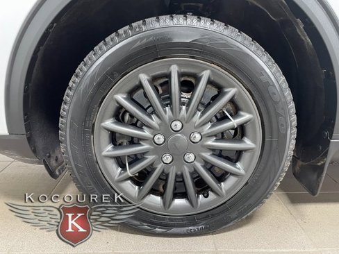 Used 2022 Ford Escape SE w/ Cold Weather Package image 7