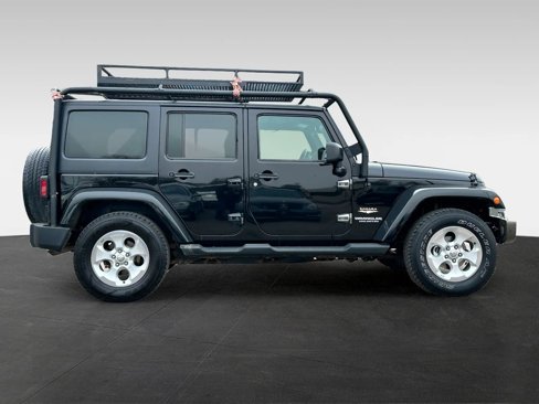 Used 2014 Jeep Wrangler Unlimited Sahara image 8