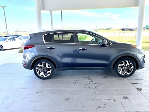 Used 2020 Kia Sportage EX image 4