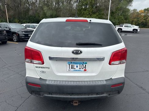 Used 2012 Kia Sorento LX image 8