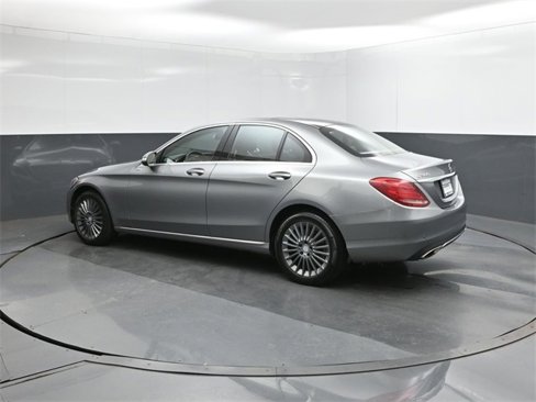 Used 2015 Mercedes-Benz C 300 4MATIC Sedan image 5