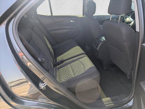 Used 2020 Chevrolet Equinox LT image 17