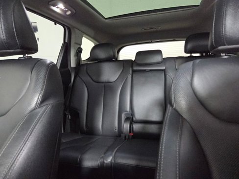 Used 2020 Hyundai Santa Fe Limited image 19