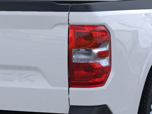 New 2025 Ford Maverick XL w/ Equipment Group 101A image 22