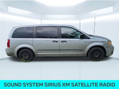 Used 2008 Dodge Grand Caravan SE image 4