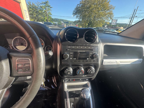Used 2014 Jeep Compass Latitude image 22