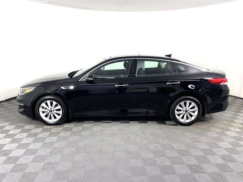 Used 2016 Kia Optima EX w/ Premium Package image 12