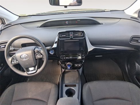Used 2019 Toyota Prius L Eco image 11