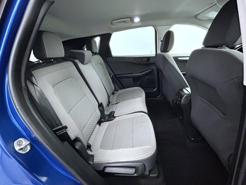 Used 2022 Ford Escape SE w/ Cold Weather Package image 18