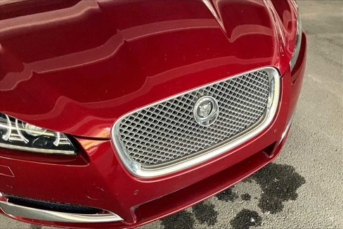 Used 2012 Jaguar XF image 29