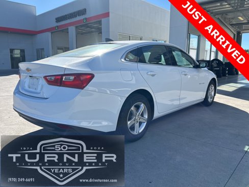 Used 2023 Chevrolet Malibu LS image 2
