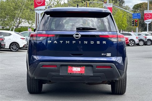 Used 2022 Nissan Pathfinder SV image 5