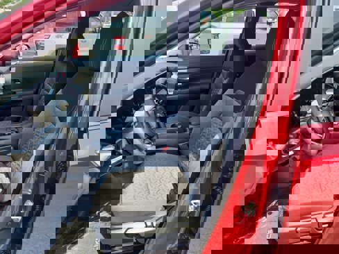 New 2025 Nissan Kicks SV w/ Charging Package image 11