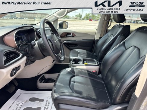 Used 2021 Chrysler Voyager Lxi image 10