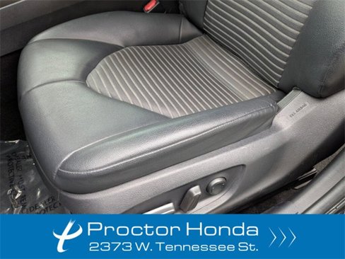 Used 2023 Toyota Camry SE image 24