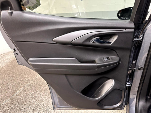 Used 2021 Chevrolet TrailBlazer LT w/ Premium Seating Package image 17