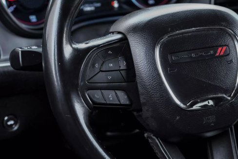 Used 2019 Dodge Challenger SXT image 17