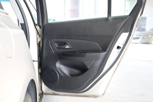 Used 2012 Chevrolet Cruze LT image 21
