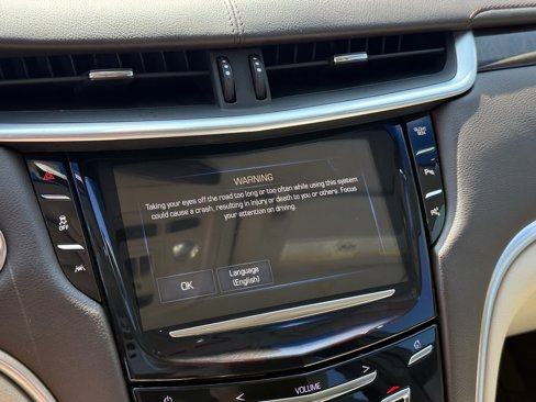 Used 2016 Cadillac XTS Luxury w/ Driver Awareness Package image 20
