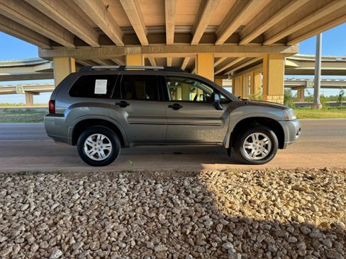 Used 2007 Mitsubishi Endeavor LS image 2