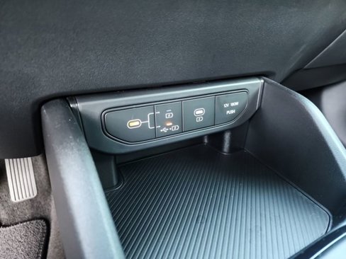 New 2025 Kia K4 LXS image 19