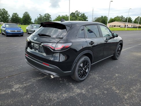 New 2026 Honda HR-V Sport image 10