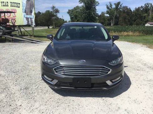 Used 2018 Ford Fusion SE w/ Equipment Group 201A image 8