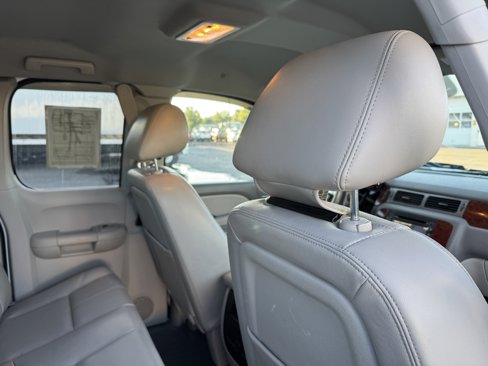 Used 2013 Chevrolet Silverado 1500 LTZ w/ LTZ Plus Package image 19