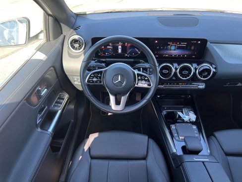 Used 2023 Mercedes-Benz GLA 250 4MATIC image 8