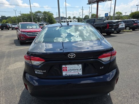 Used 2023 Toyota Corolla LE w/ LE Convenience Package image 5