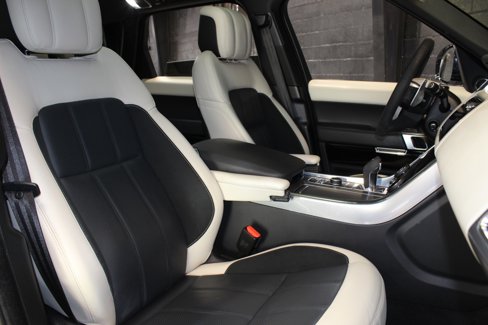 Used 2020 Land Rover Range Rover Sport HST image 42