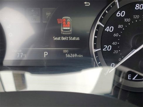 Used 2021 Toyota Highlander XLE image 27