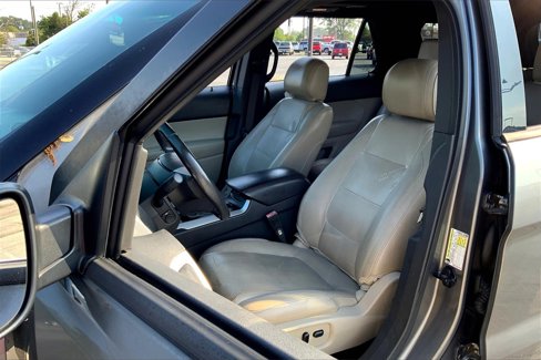 Used 2013 Ford Explorer Limited image 26