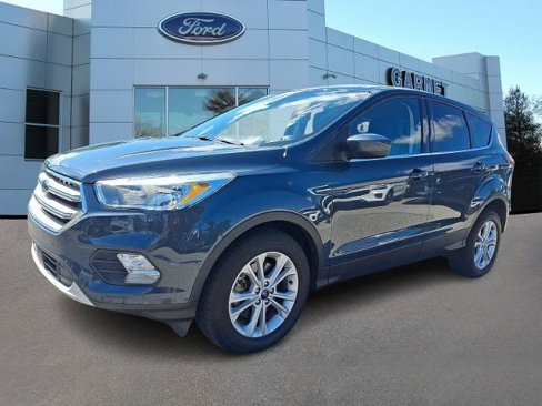 Certified 2019 Ford Escape SE image 3