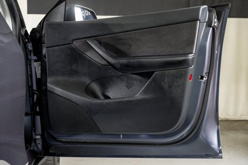 Used 2020 Tesla Model Y Long Range image 29