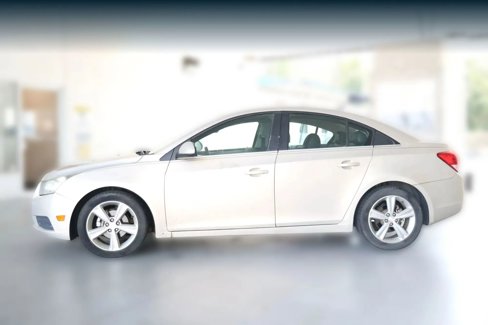 Used 2012 Chevrolet Cruze LT image 8