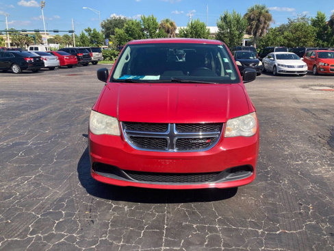 Used 2013 Dodge Grand Caravan SE image 3