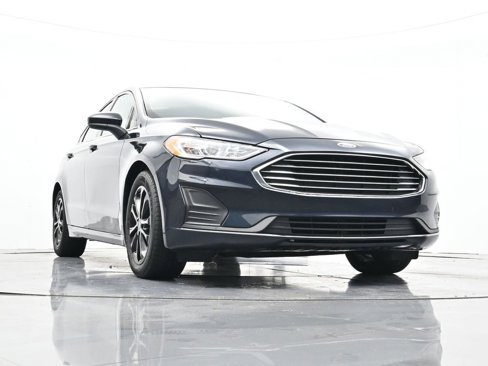 Used 2020 Ford Fusion SE image 33