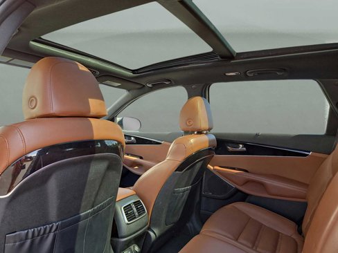 Used 2019 Kia Sorento SX image 15