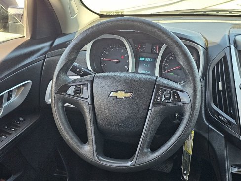 Used 2016 Chevrolet Equinox LS image 32