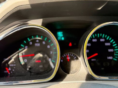 Used 2011 Chevrolet Traverse LS image 14