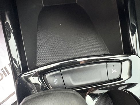 Used 2024 Chevrolet Trax LT image 13