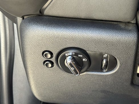 Used 2019 MINI Cooper S w/ Signature Upholstery Package image 27