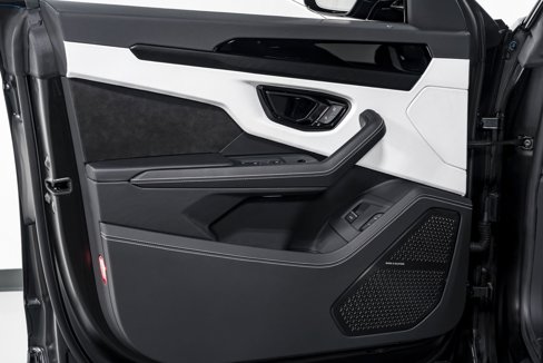 Used 2024 Lamborghini Urus S image 9